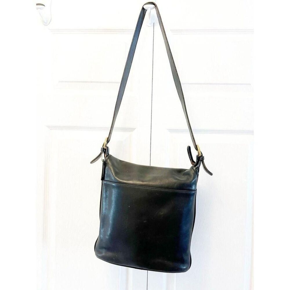 Vintage Coach Women's Flap Black Bag Whitney - Picture 3 of 8